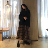 Temperament Skirt Mid-Dressed Autumn And Winter 2025 New Brown Lattice Half-Body A-Dress Woman High-Waist Retro Temperament