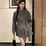 Black Hepburn Style Short Haired Cape Coat Women Autumn Winter Fashion 2026 New High-End Feel Coat