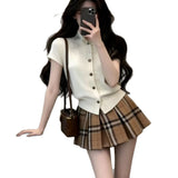 A Complete Set Of Korean Ootd Wears Two Sets Of Women's Half-Dressed Women's Skirts In The Early Summer College Wind Reduction Age-Olded Shirt