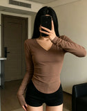2026 Spring And Autumn New V-Necked Shirt Long-Sleeved T-Shirt Girl Slime Pure Wind Curved Under The Collarbone Top