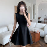 Green Royal Sister Style High-Level Sensation A-Floor Dress 2026 New Sleeveless Design Sensing French Dresses Women's Summer