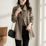 2026 Autumn And Winter New Hepburn Wind Coat Long Repair Slim Thin Doll Collar Small Hair Coat Woman