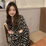 Gentle Wind And Rags V-Neck Dress Women's Spring And Summer 2026 New Long-Term Over-Knee High-Waist Temperament Long-Sleeved A-Word Skirt