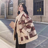 Korean Vintage Lattice Lamb Wool Coat Girl Small 2025 Winter New Thicken And Reduce The Age Of English Cotton Clothes