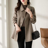 2026 Autumn And Winter New Hepburn Wind Coat Long Repair Slim Thin Doll Collar Small Hair Coat Woman